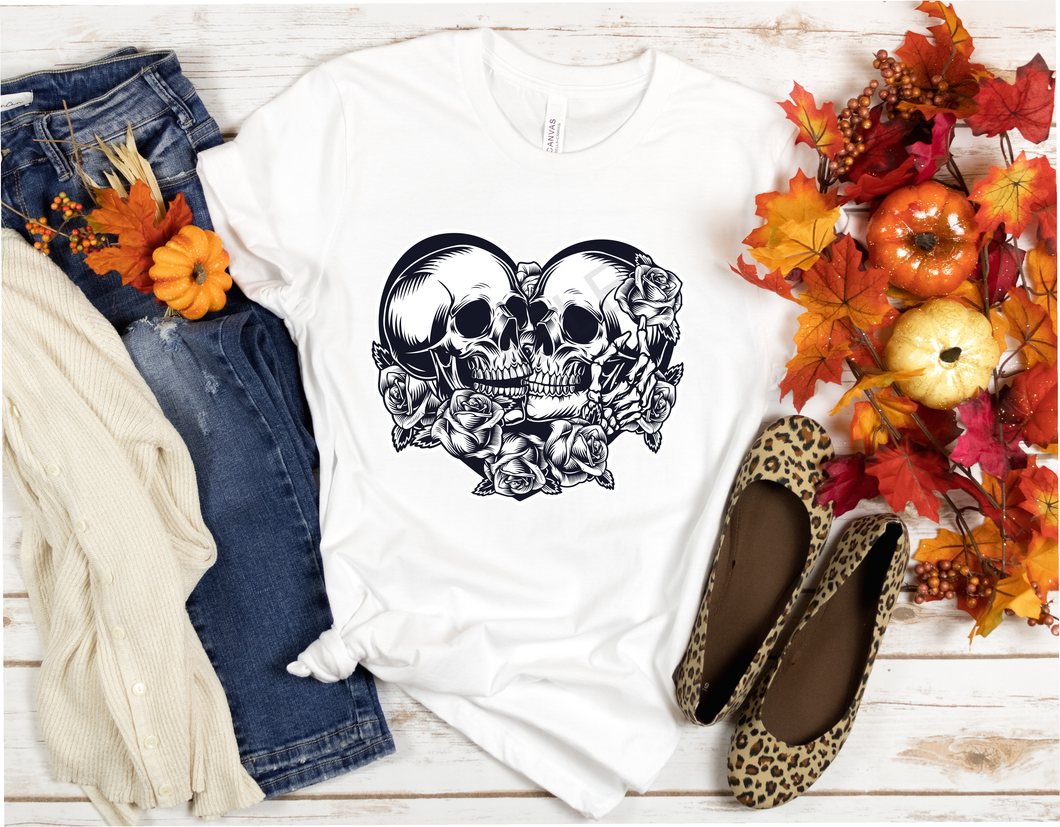 Skulls kissing screen print transfer RTS
